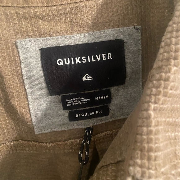 Quicksilver corduroy button down - Picture 4 of 5